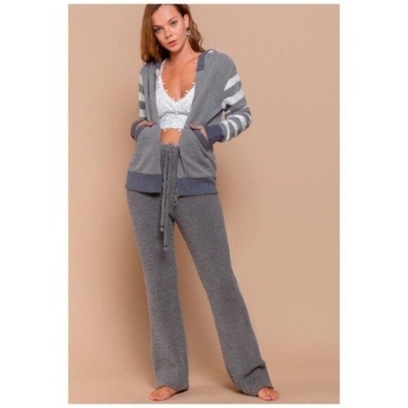 pol Fleece Hoodie with Striped Sleeves And Hood - Picture 5 of 11